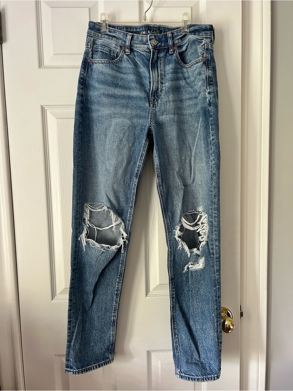 American Eagle Distressed High-Rise Straight Mom Jeans - Blue